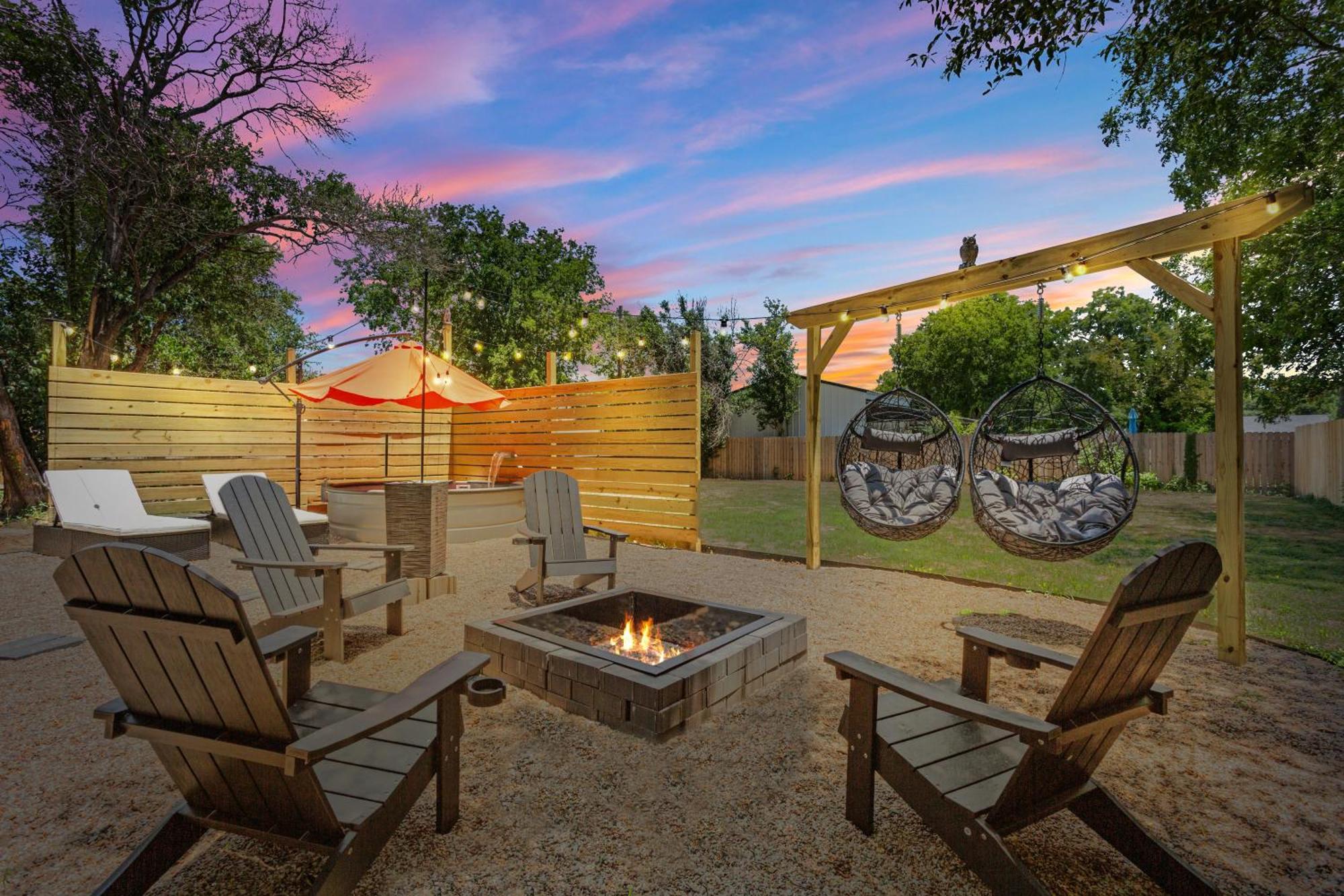 The Craftsman On Clay-Downtown-4 Blocks To Silos-Hot Tub And Cowboy Pool Уэйко Экстерьер фото