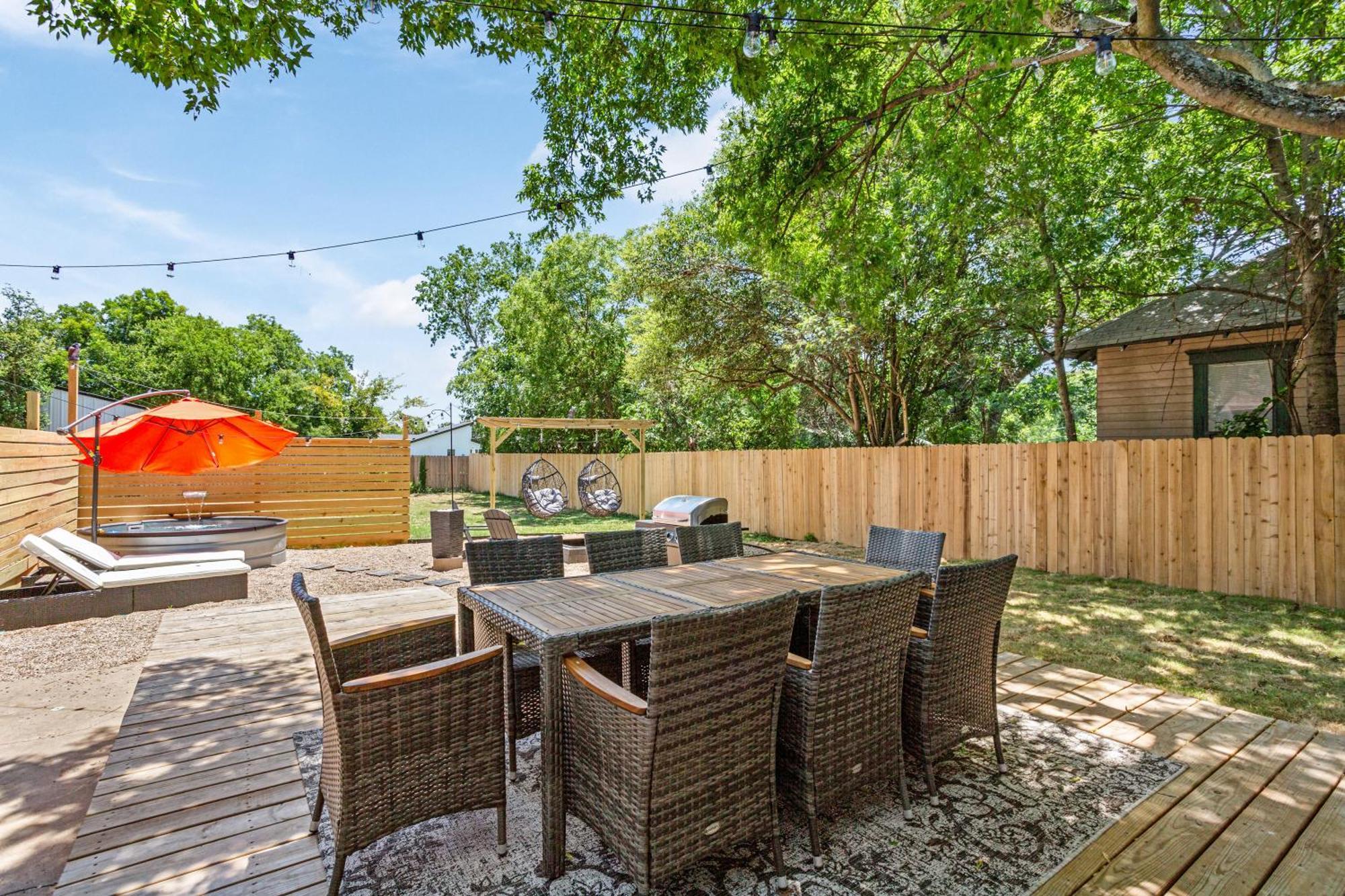 The Craftsman On Clay-Downtown-4 Blocks To Silos-Hot Tub And Cowboy Pool Уэйко Экстерьер фото
